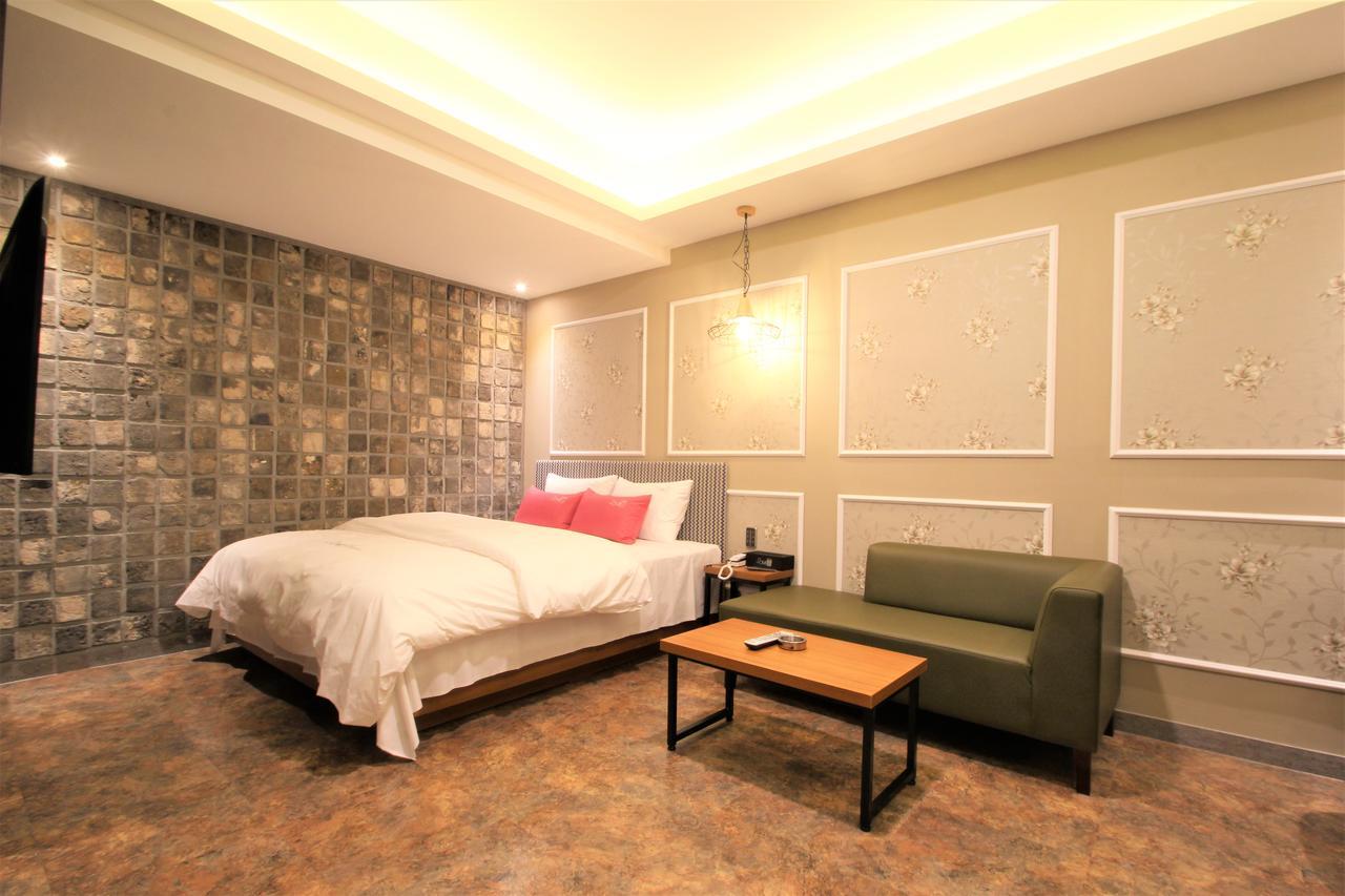 Some Hotel Sasang-Gu Exterior photo