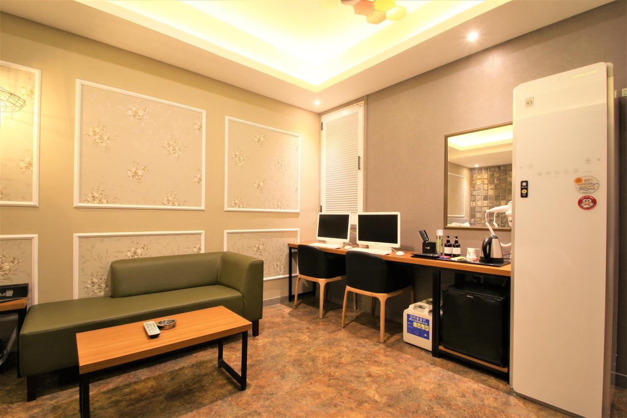 Some Hotel Sasang-Gu Exterior photo